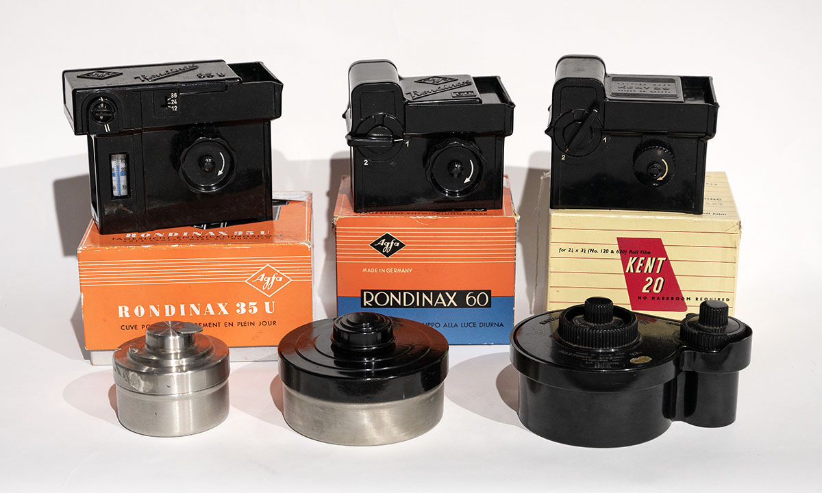 Film developing tanks