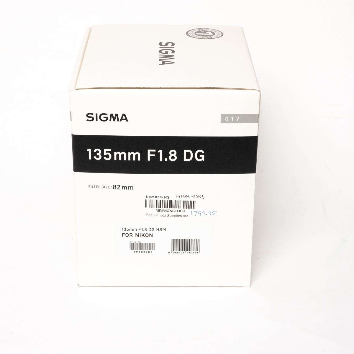 Sigma 'Art' 135mm F1.8 DG HSM (Nikon FX-F mount)'