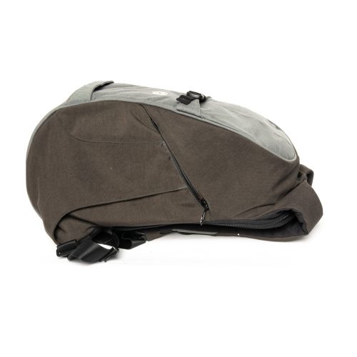 Crumpler Karrachi Backpack