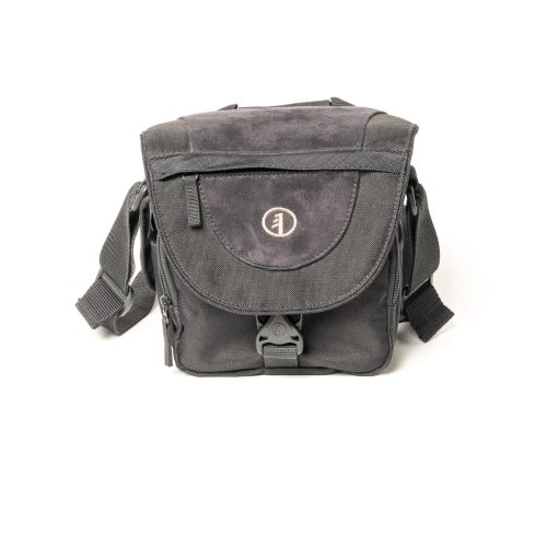 Tamrac Nova style bag