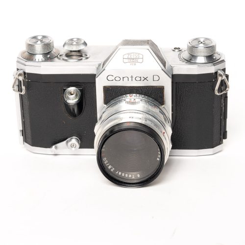 Contax D w/ Zeiss Jena Tessar 50mm f2.8 w/ Jupiter-11 135mm f4
