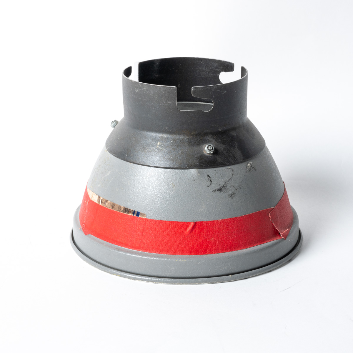 Dymalite 4040 7" grid reflector