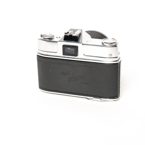 Used Kodak Retina Reflex IV Kit w/ 50mm f1.9 w/ 28mm f4 w/ 135mm f4 - Image 3
