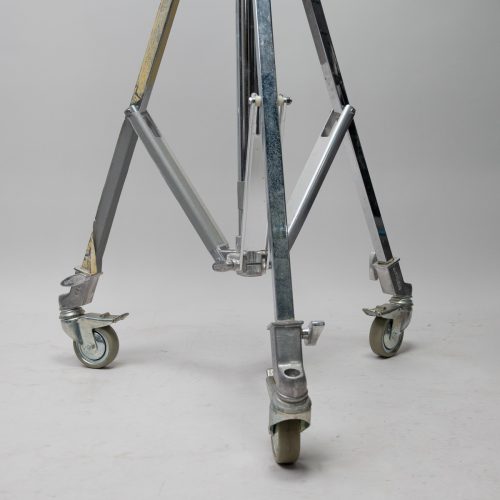 Matthews crank stand with wheels bottom