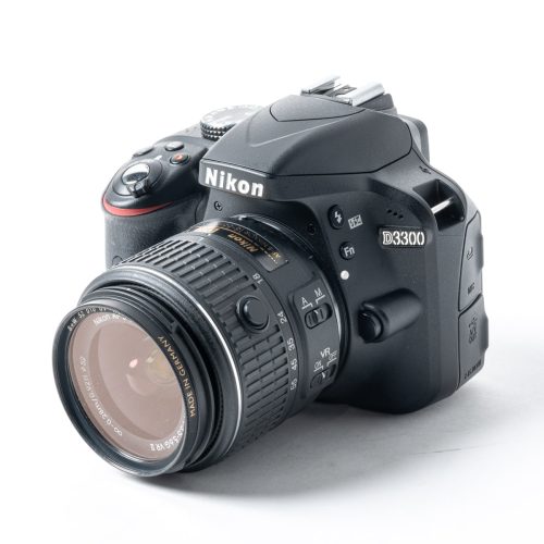 Used Nikon D3300 w/18-55mm and 55-300mm lenses - Image 2