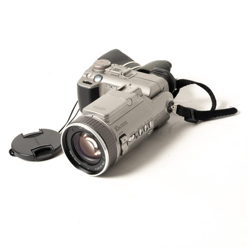 Used Sony DSC-F707 nightvision CCD camera - Image 2