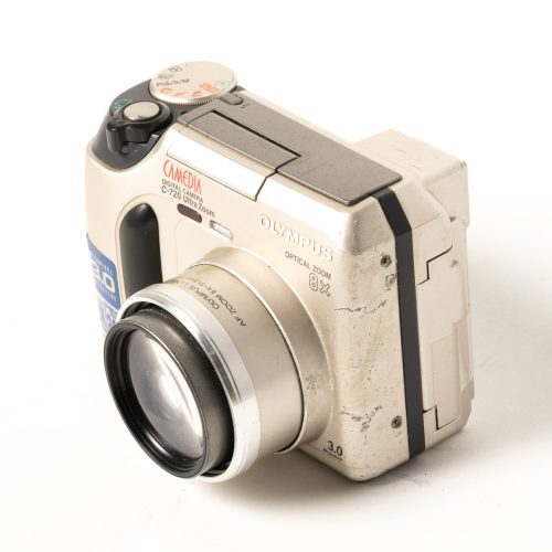 Used Olympus Camedia C-720 Ultrazoom - Image 2
