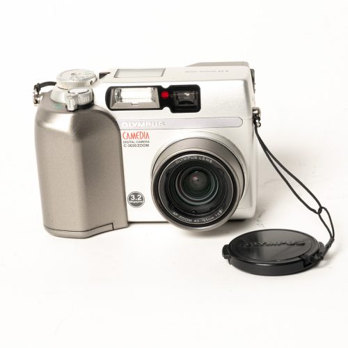Olympus Camedia C-3020 Ultrazoom