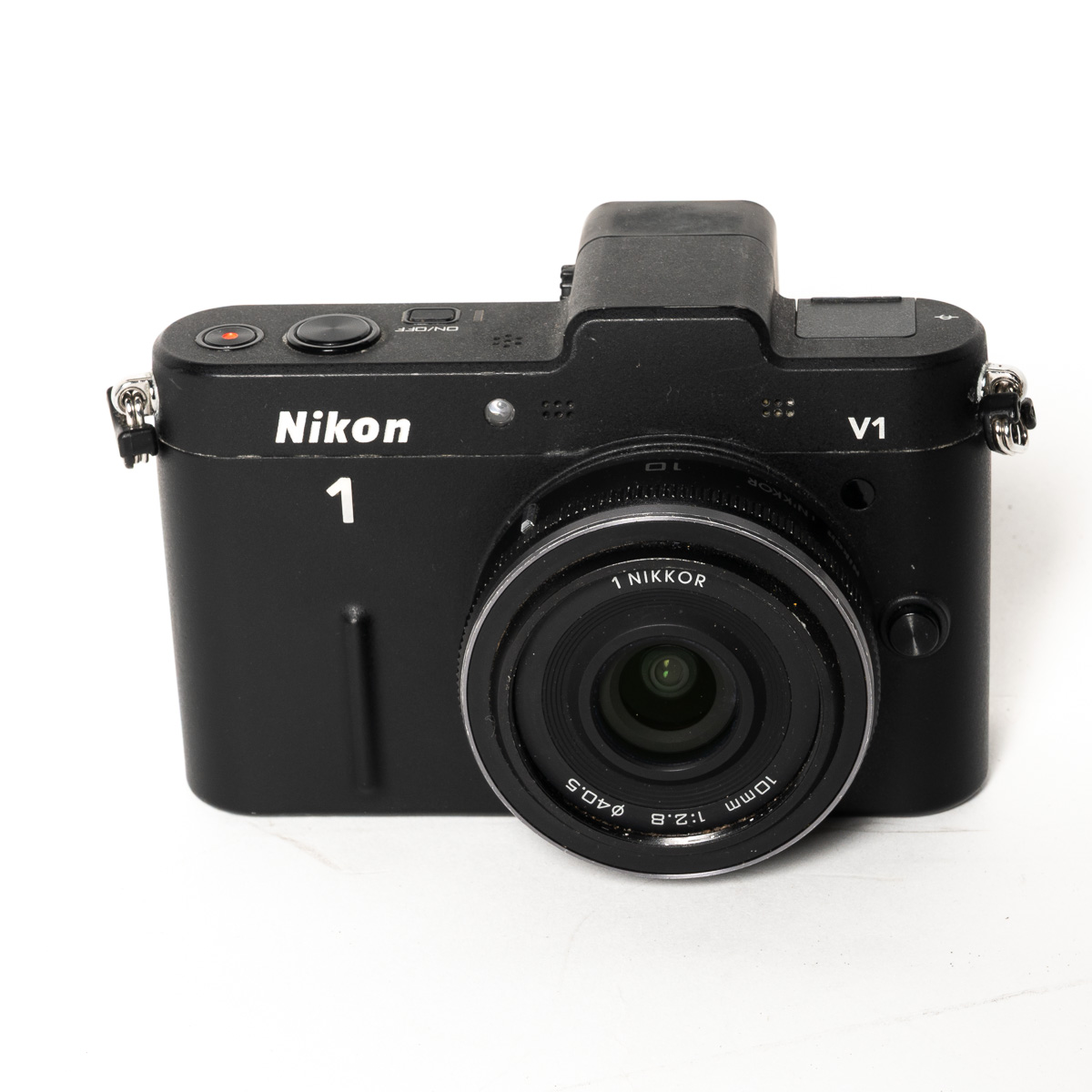Nikon V1 kit , 10mm f2.5, 18.5mm f1.8, 10-30mm f3.5-5.6, 30-110mm f3.8-5.6 VR
