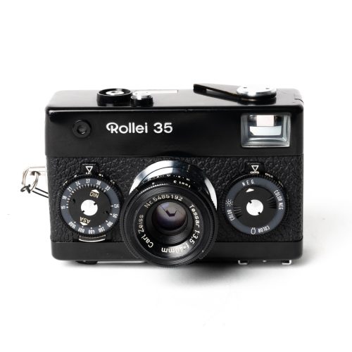 Rollei 35 w/ Flash Q Q20II