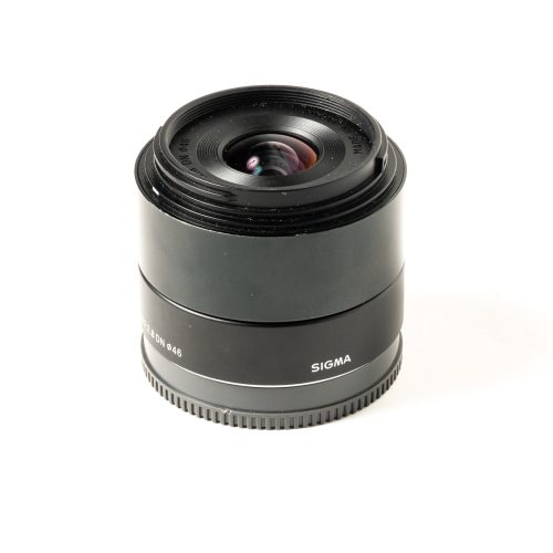 Used Sigma A 19mm f2.8 DN Sony E mount - Image 2
