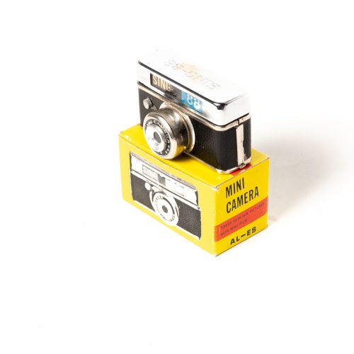 Used Sing 88 subminiature camera  ' Hit type camera' - Image 2