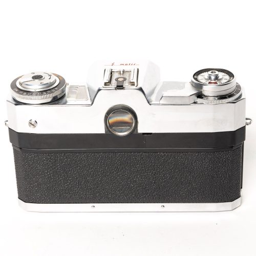 Zeiss Ikon Super Contarex w/ Zeiss Planar 50mm f2