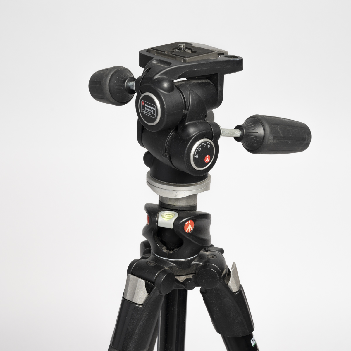 Used Manfrotto 055XPROB tripod w/804RC2 3 way head Beau Photo